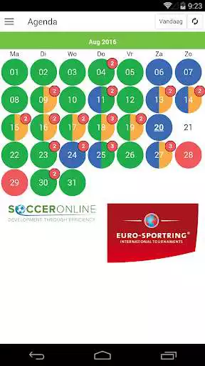 Play Soccer Online  and enjoy Soccer Online with UptoPlay