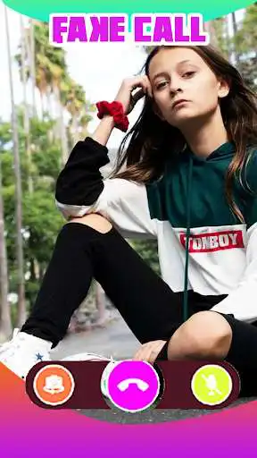 Play Sophie Fergi Prank Fake Call Video as an online game Sophie Fergi Prank Fake Call Video with UptoPlay