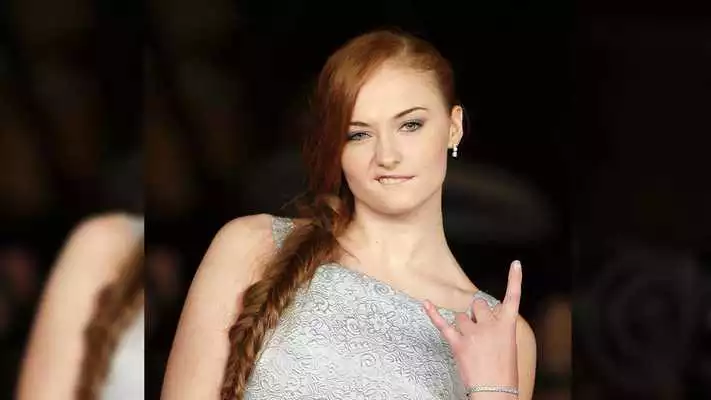 Play Sophie Turner (Sansa) HD Wallpapers Play Sophie Turner (Sansa) HD Wallpapers