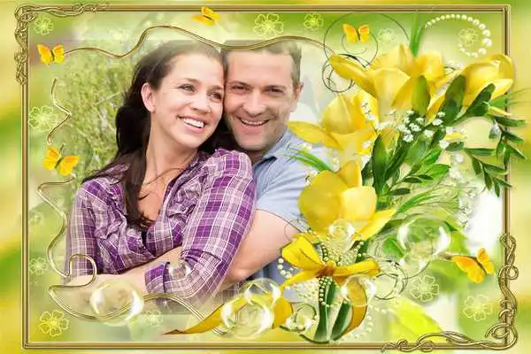 Play Spring Romance Photo Frames