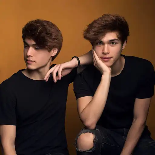 Play Stokes Twins Show APK Play Stokes Twins Show APK