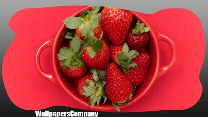 Play Strawberry Fruit Wallpaper