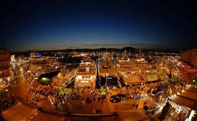 Play St Tropez Live Wallpaper