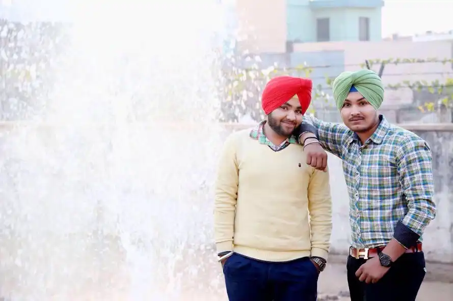 Play Stylish Boys Poses Wallpapers  and enjoy Stylish Boys Poses Wallpapers with UptoPlay