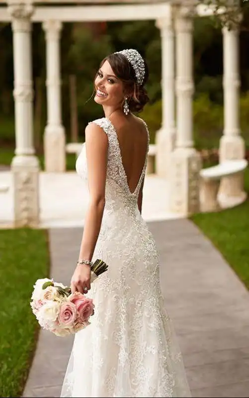 Play Stylish Wedding Dresses
