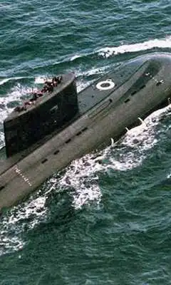 Play Submarine Wallpapers