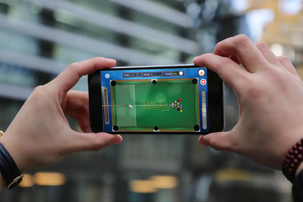 Play Super Billiards