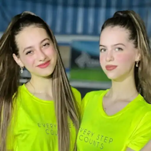 Play Super Sisters Wallpaper APK