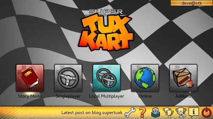 Play SuperTuxKart