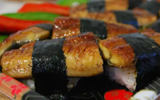 Play APK Sushi Jigsaw Puzzles  and enjoy Sushi Jigsaw Puzzles with UptoPlay com.yodesoft.android.game.yojigsaw<br>***** PRO FEATURES *****<br>* Ad Free.<br>* HD Puzzle Themes.<br>* Landscape Mode.<br>* More Puzzle Pieces.<br>* More Puzzle Backgrounds.<br><br>***** MORE *****<br>Yo Jigsaw Puzzle for iPad: <br>http://itunes.apple.com/us/app/yo-jigsaw-puzzle-free/id495463456?ls=1