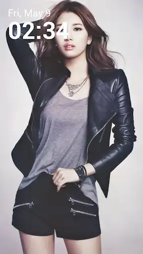 Play Suzy Slide(lock screen)