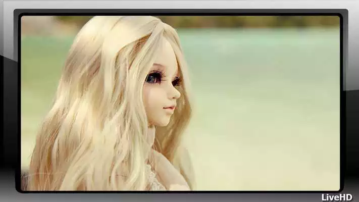 Play Sweet Doll Wallpaper