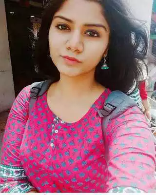 Play Sweet Indian Girl Wallpapers