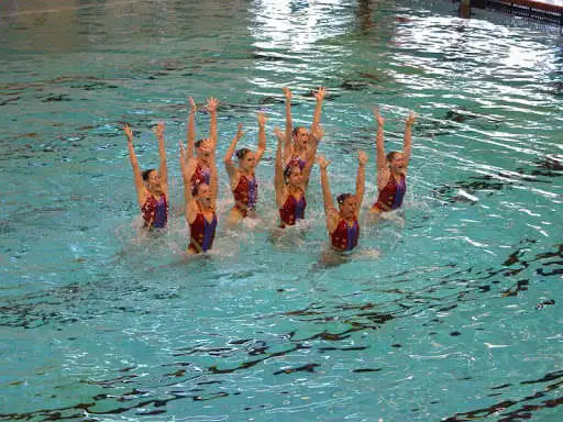 Play Synchronized Swimming as an online game Synchronized Swimming with UptoPlay