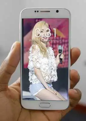 Play Taeyeon Wallpaper HD Free
