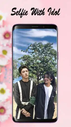 Play Take a selfie B.I (IKON) as an online game Take a selfie B.I (IKON) with UptoPlay