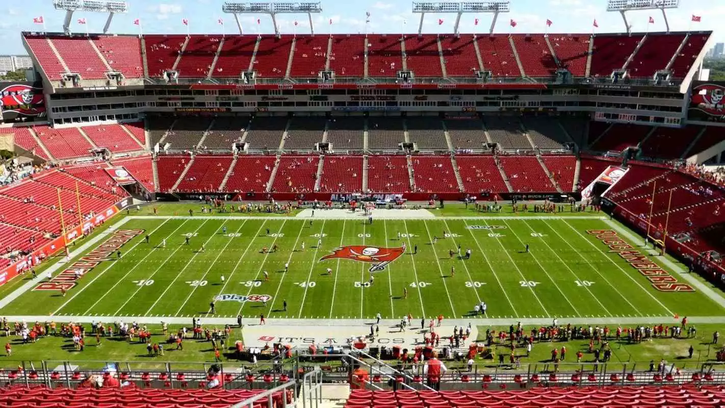 Play Tampa Bay Buccaneers Wallpaper