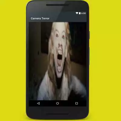 Play Terror scare camera