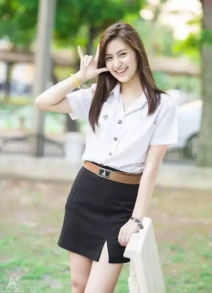 Play Thai School Girls Wallpaper  and enjoy Thai School Girls Wallpaper with UptoPlay