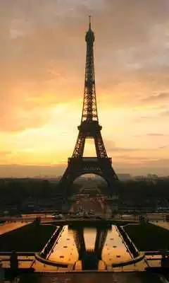 Play The Eiffel Tower Jigsaw Puzzle
