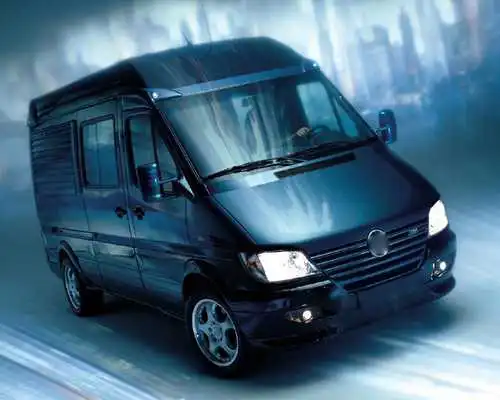 Play Themes Mercedes Benz Truck