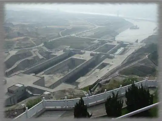 Play Three Gorges Dam Wallpaper