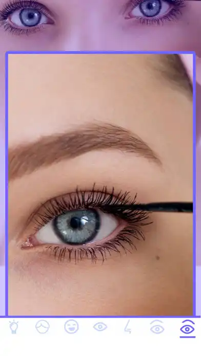 Play Tiny Mirror as an online game Tiny Mirror with UptoPlay