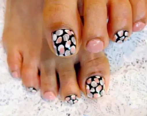 Play Toe Nail Designs