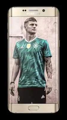 Play Toni Kroos Wallpapers New