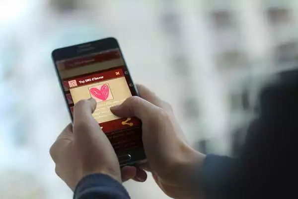 Play Top Love SMS