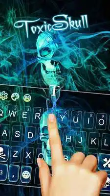 Play Toxic Smoke Skull Theme