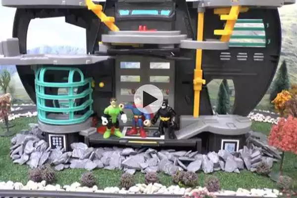 Play Toys Superhero Top Video