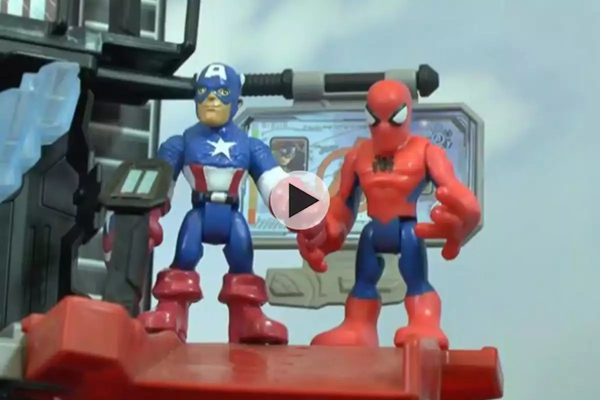 Play Toys Superhero Top Video