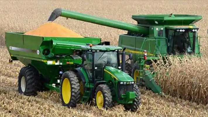 Play Tractor Drive 3D : Offroad Sim Farming Game