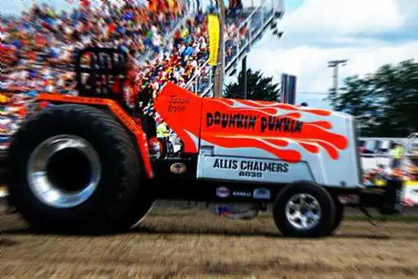 Play Traffic Tractor Rush