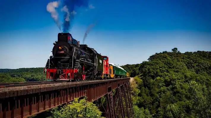 Play Trains Wallpaper