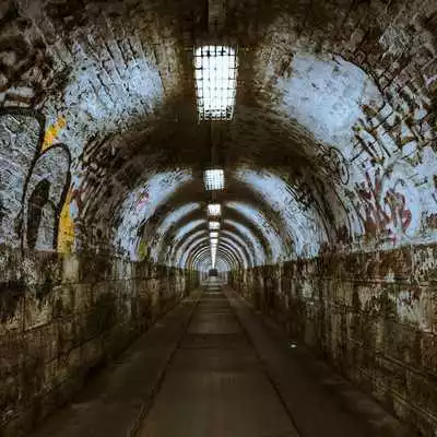 Play Tunnel Wallpapers