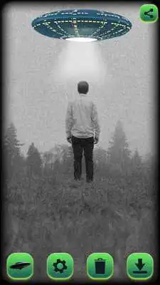 Play UFO in Photo Prank