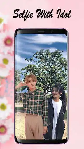 Play Ultra Selfie With Joshua (SEVENTEEN) as an online game Ultra Selfie With Joshua (SEVENTEEN) with UptoPlay