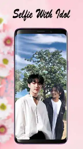 Play Ultra Selfie With Woozi (SEVENTEEN)  and enjoy Ultra Selfie With Woozi (SEVENTEEN) with UptoPlay