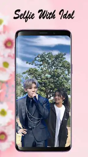 Play Ultra Selfie With Woozi (SEVENTEEN) as an online game Ultra Selfie With Woozi (SEVENTEEN) with UptoPlay