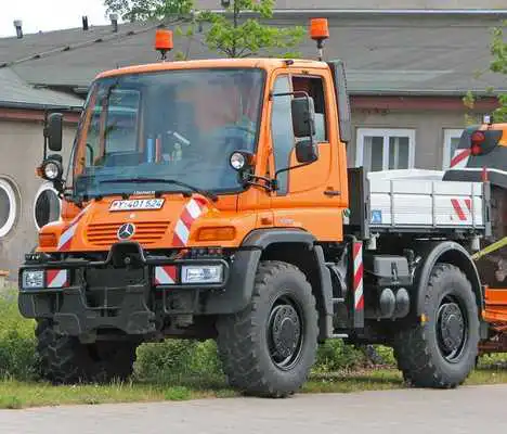 Play Unimog Live Wallpaper Play Unimog Live Wallpaper