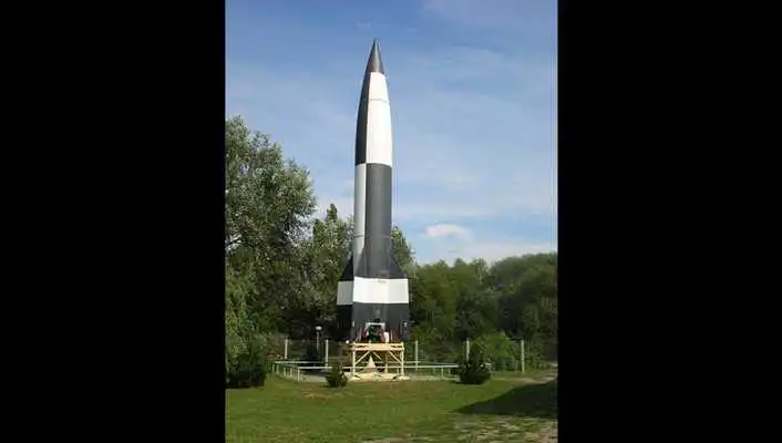 Play V2 Rocket