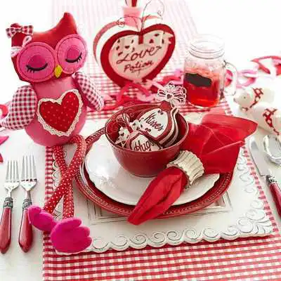 Play Valentines day decorations
