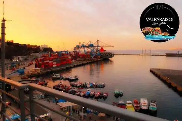 Play Valparaiso tour VR