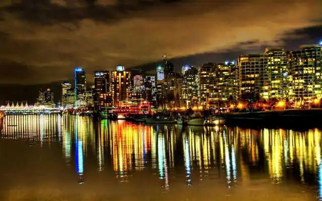 Play Vancouver Canada Wallpaper
