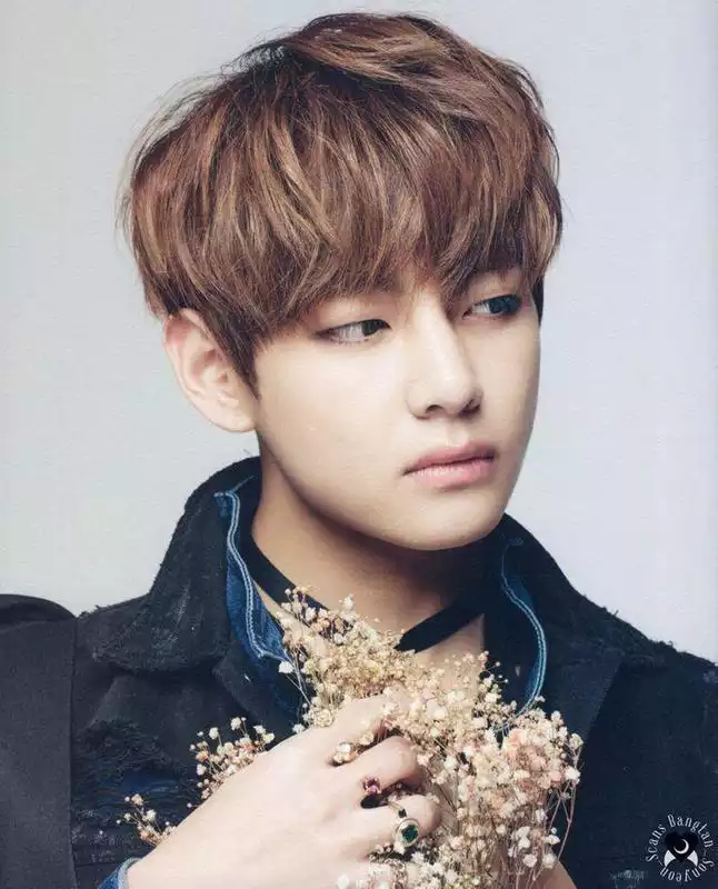 Play V BTS Wallpaper