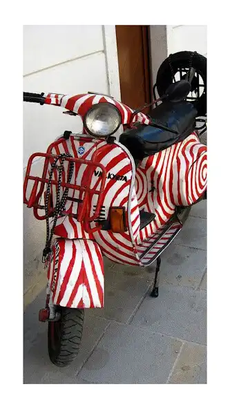 Play Vespa Wallpaper HD as an online game Vespa Wallpaper HD with UptoPlay