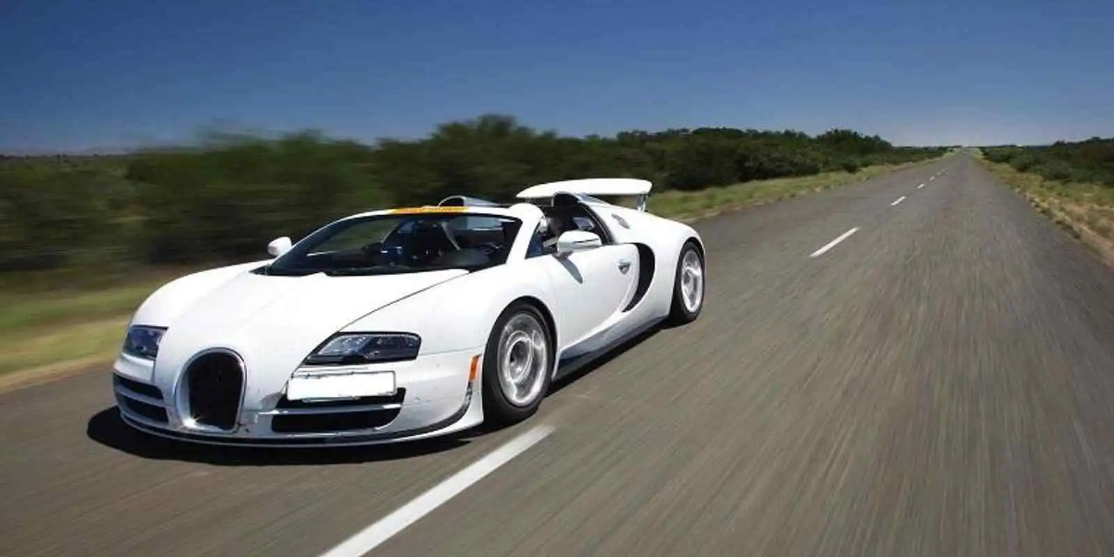 Play Veyron Driving Simulator 2018: Highway Race