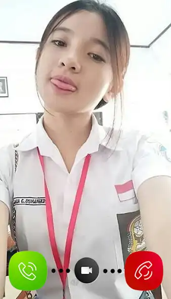Play Video Call Cewek Sma as an online game Video Call Cewek Sma with UptoPlay